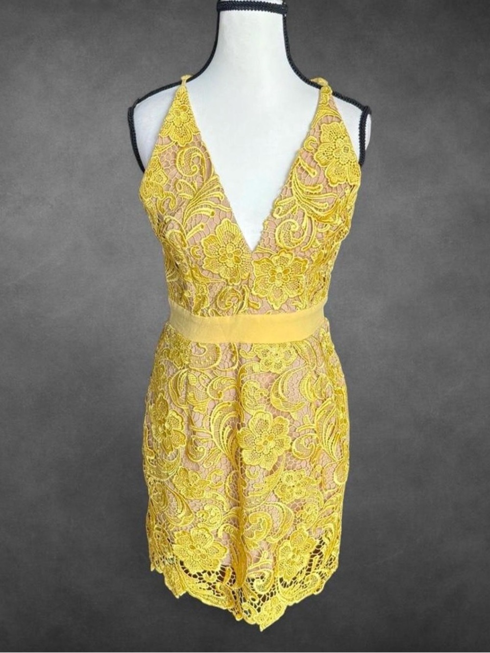 Dress The Population Yellow Lace Cocktail Dress - M